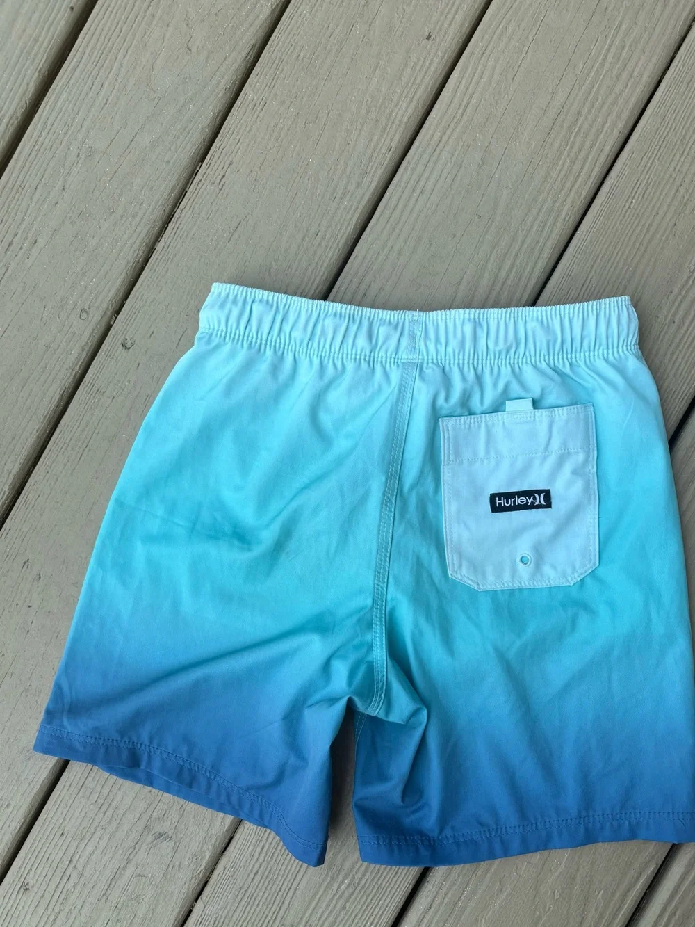 HURLEY Boys Gradient Aqua to Navy Swim Shorts, Size: M (boys 10/12)